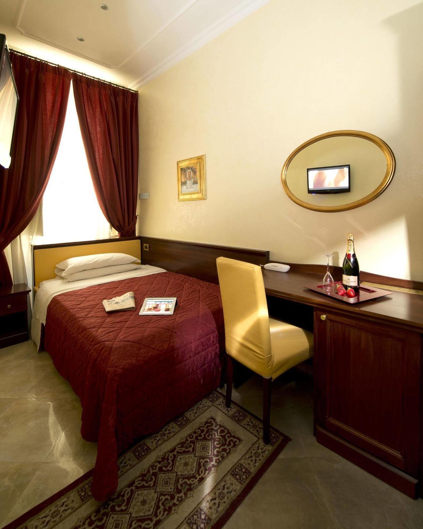Hotel Esposizione Roma Luaran gambar